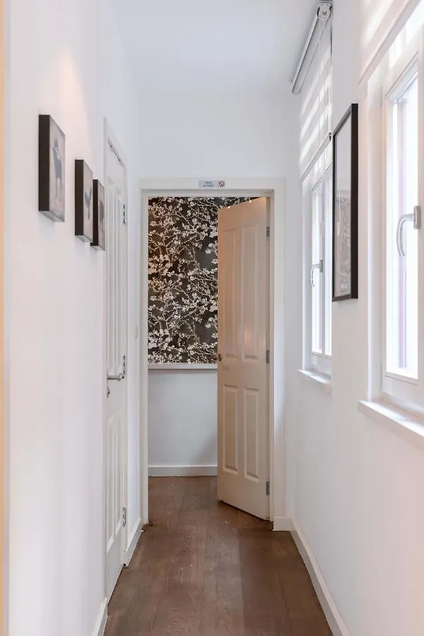 Authentic Apartment In The Heart Of Antverpy